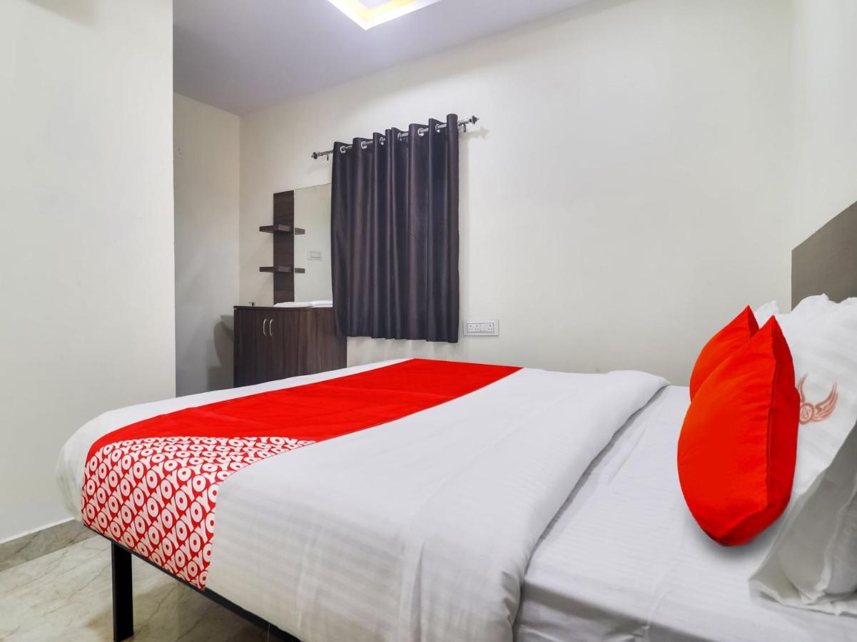 Hotel O Red Stone Hotels Hajdarabad Zewnętrze zdjęcie