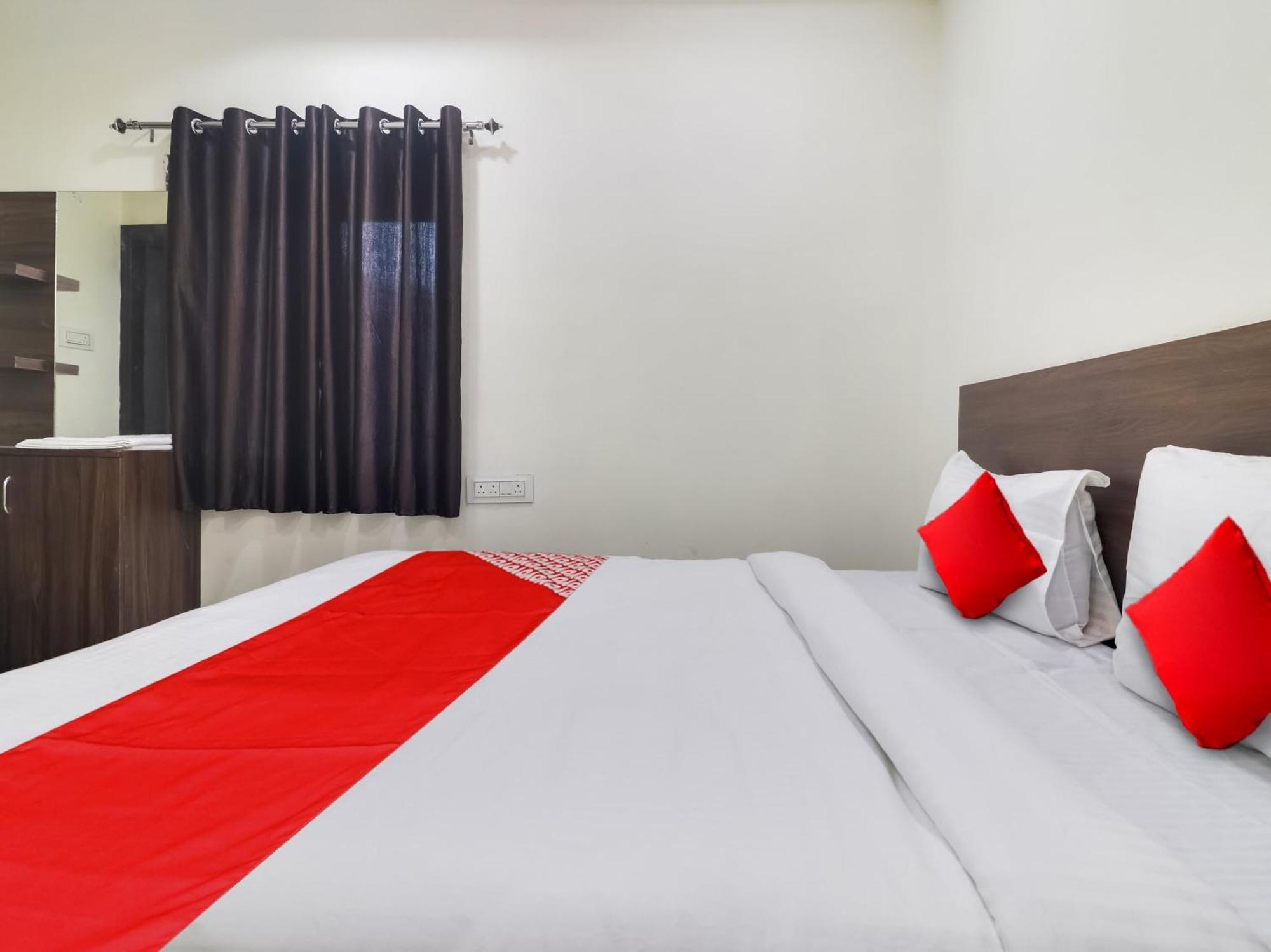 Hotel O Red Stone Hotels Hajdarabad Zewnętrze zdjęcie